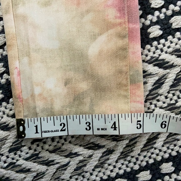 Graphic Flowers Jeggings - Picture 9 of 10